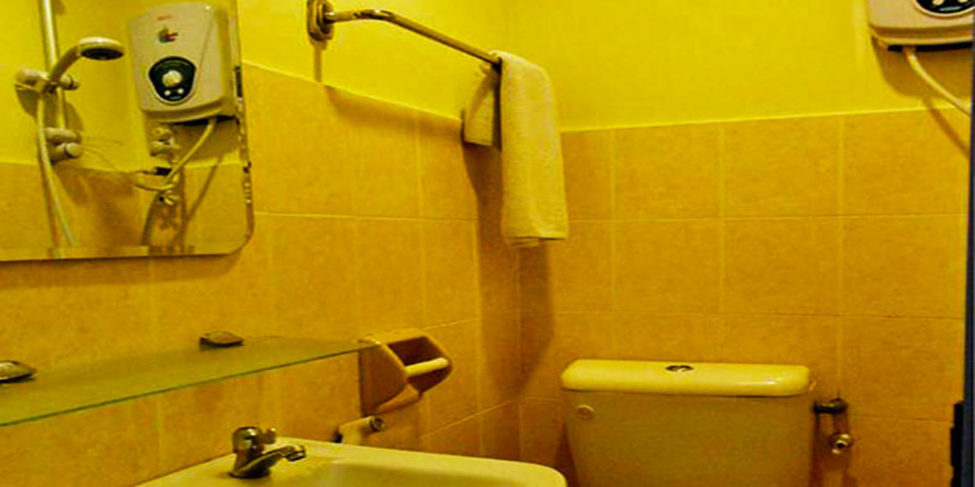 Hotel Suria Port Dickson Kültér fotó